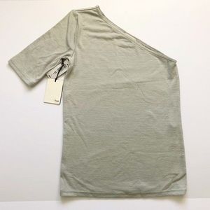 (NEW) Wilfred Free One Shoulder Shirt